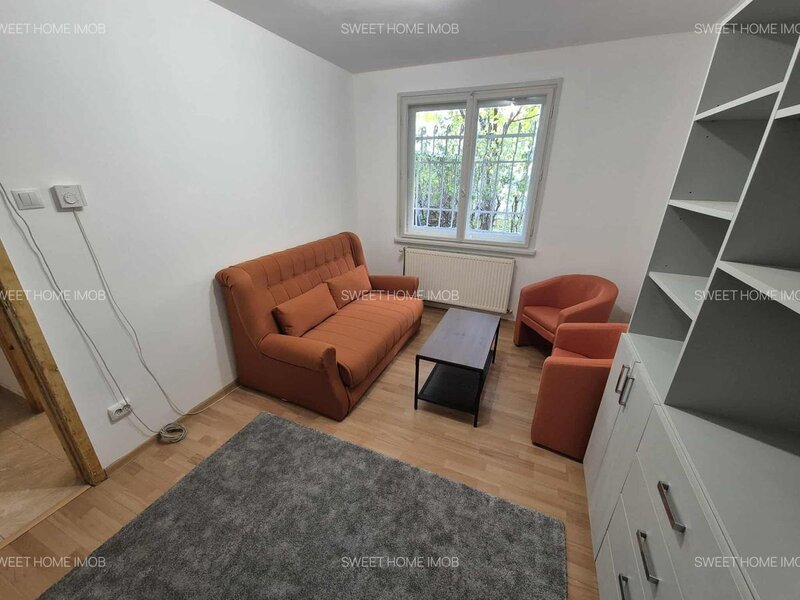 Calea Calarasi, Hala Traian,